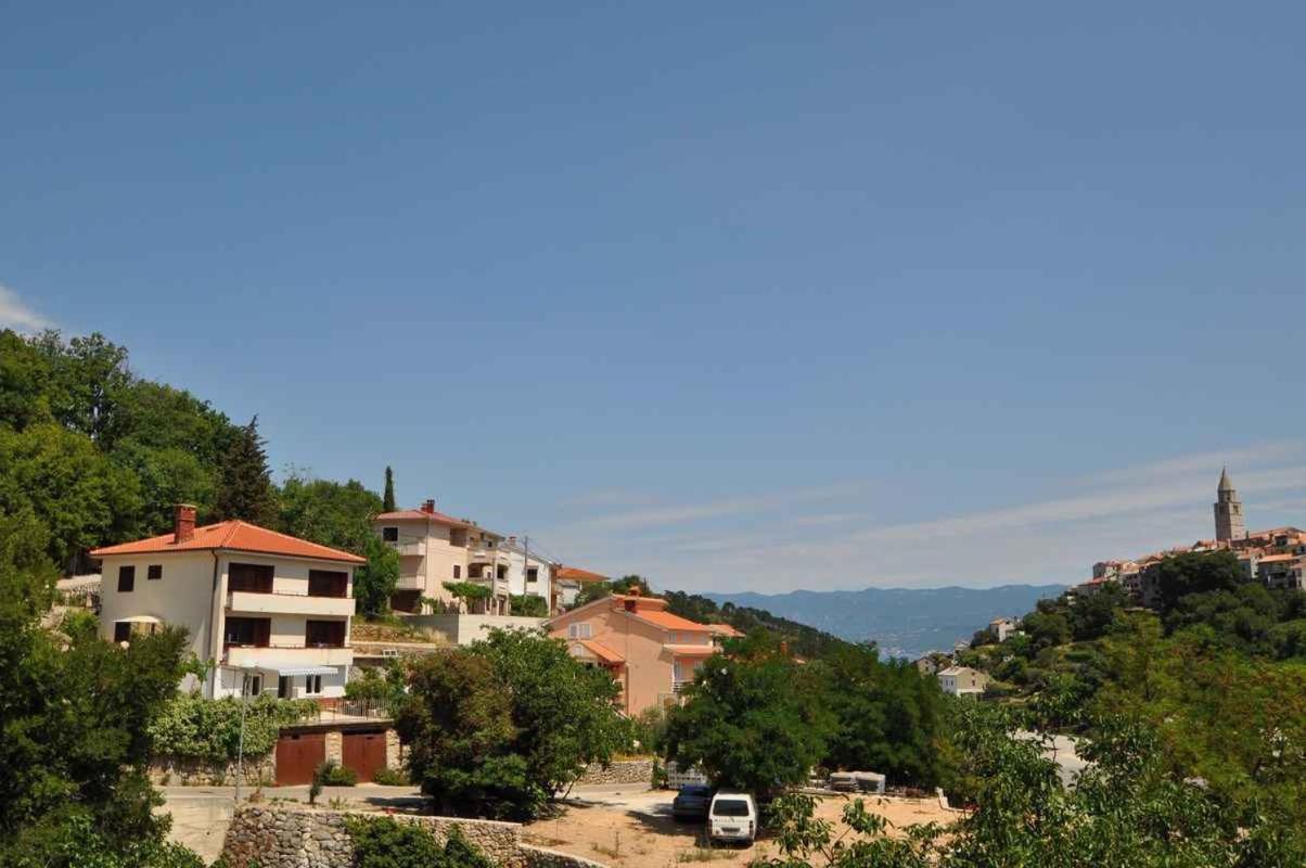 Apartment In Vrbnik/Insel Krk 36796 ภายนอก รูปภาพ