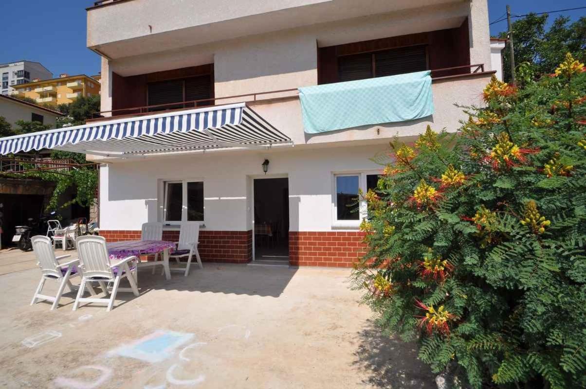 Apartment In Vrbnik/Insel Krk 36796 ภายนอก รูปภาพ