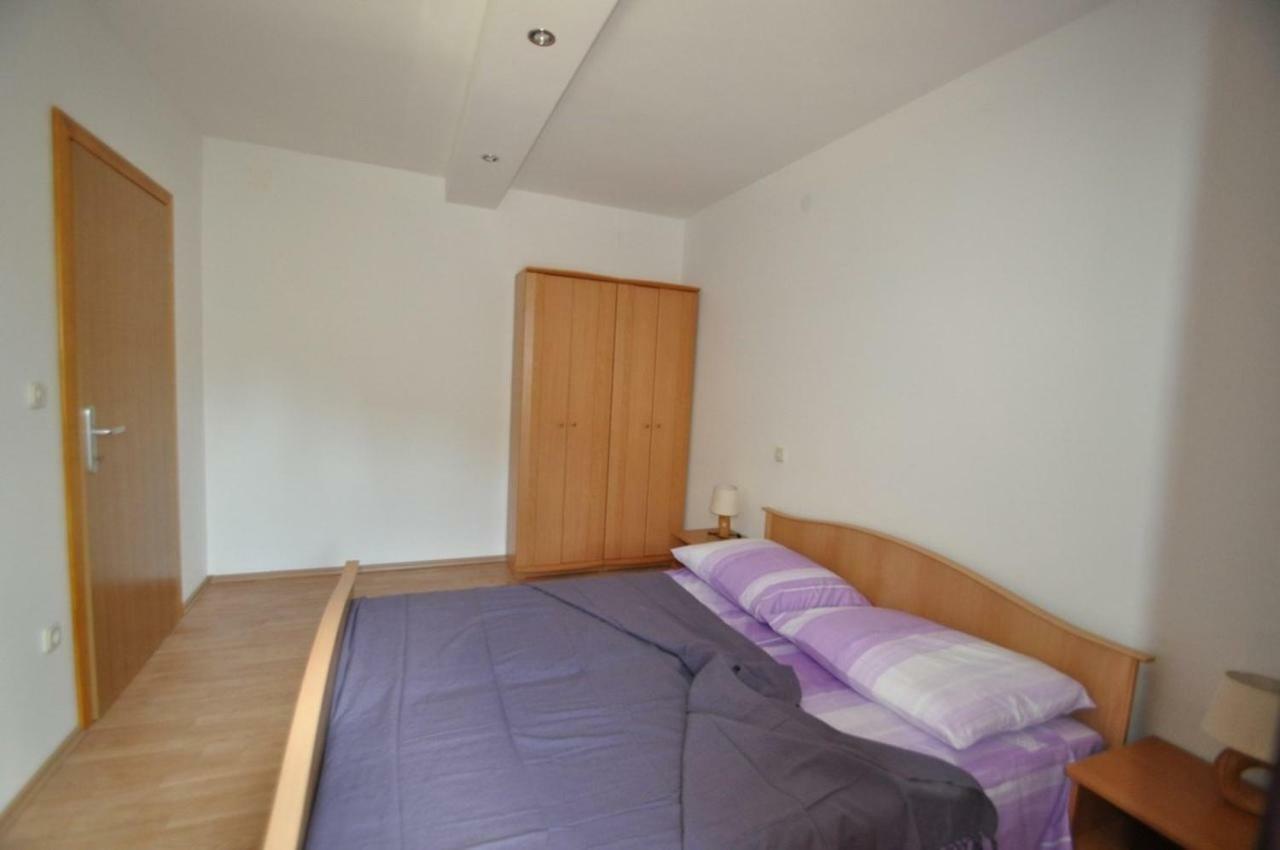 Apartment In Vrbnik/Insel Krk 36796 ภายนอก รูปภาพ
