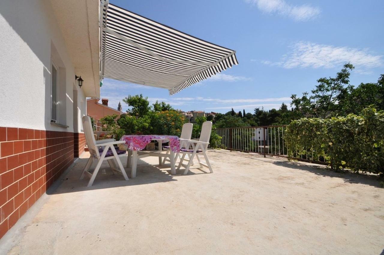 Apartment In Vrbnik/Insel Krk 36796 ภายนอก รูปภาพ